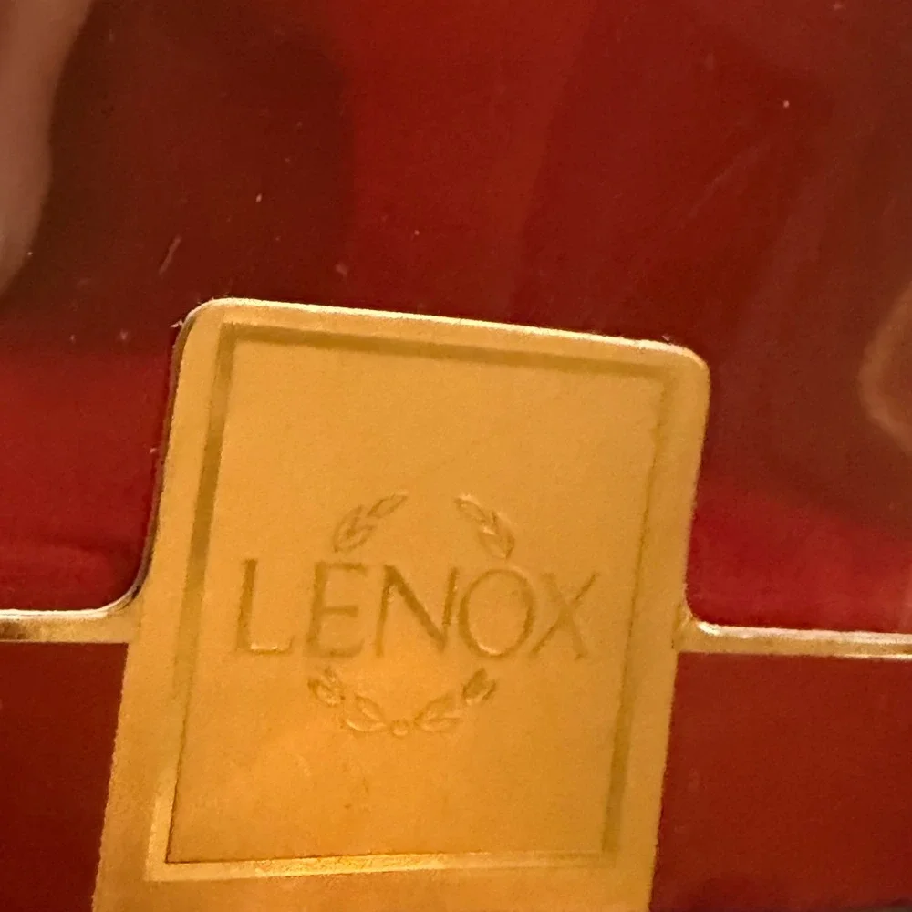 Lenox Disney Showcase Tinker Bell A Perfect Pixie Porcelain Ornament in Box